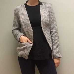 Fitted Black and white tweed blazer